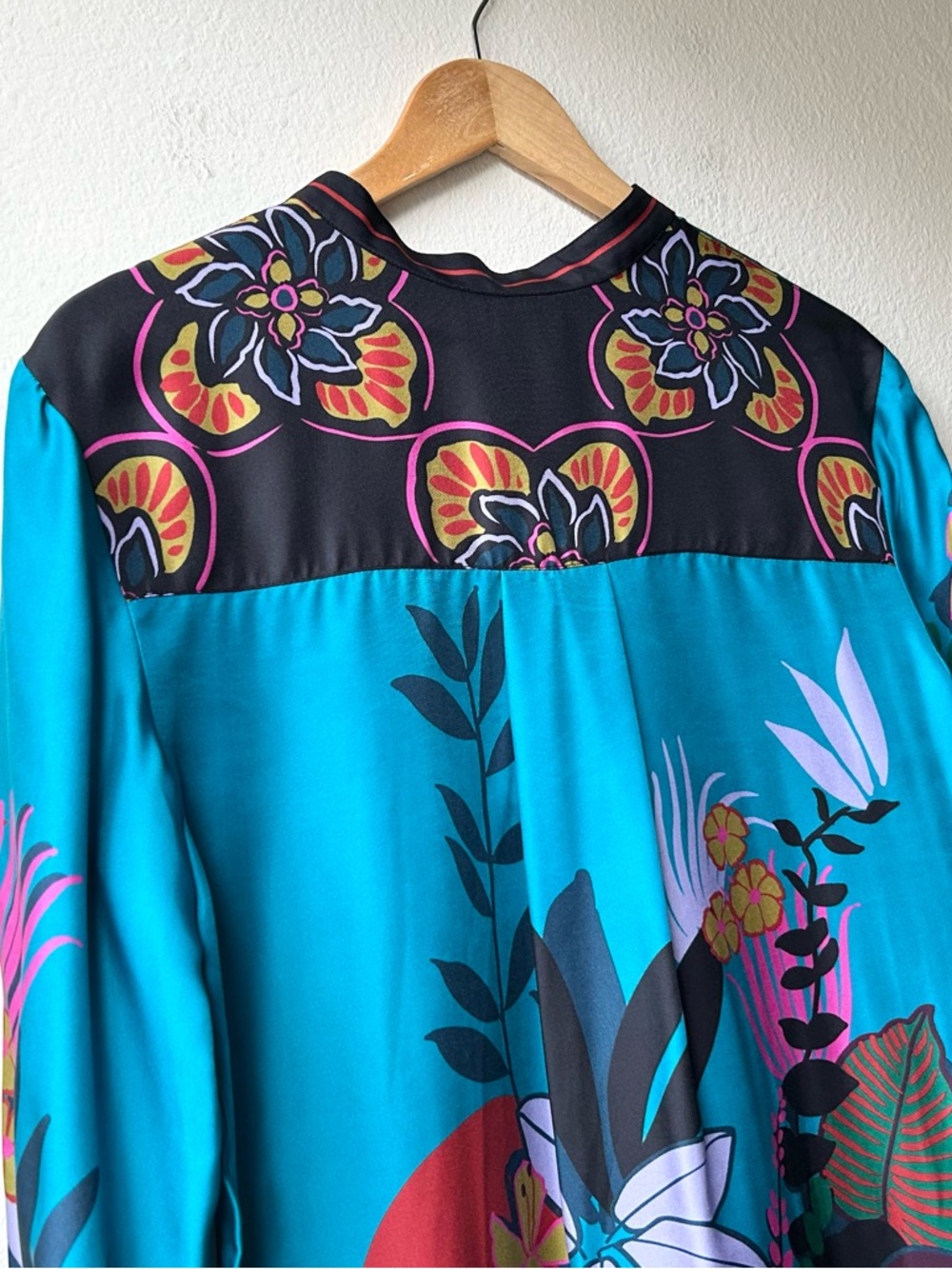 NWT Johnny Was Jade Blue Green JACQUELINE BUTTON DOWN SHIRT HOUSE OF FLORES Sz S - Picture 9 of 13